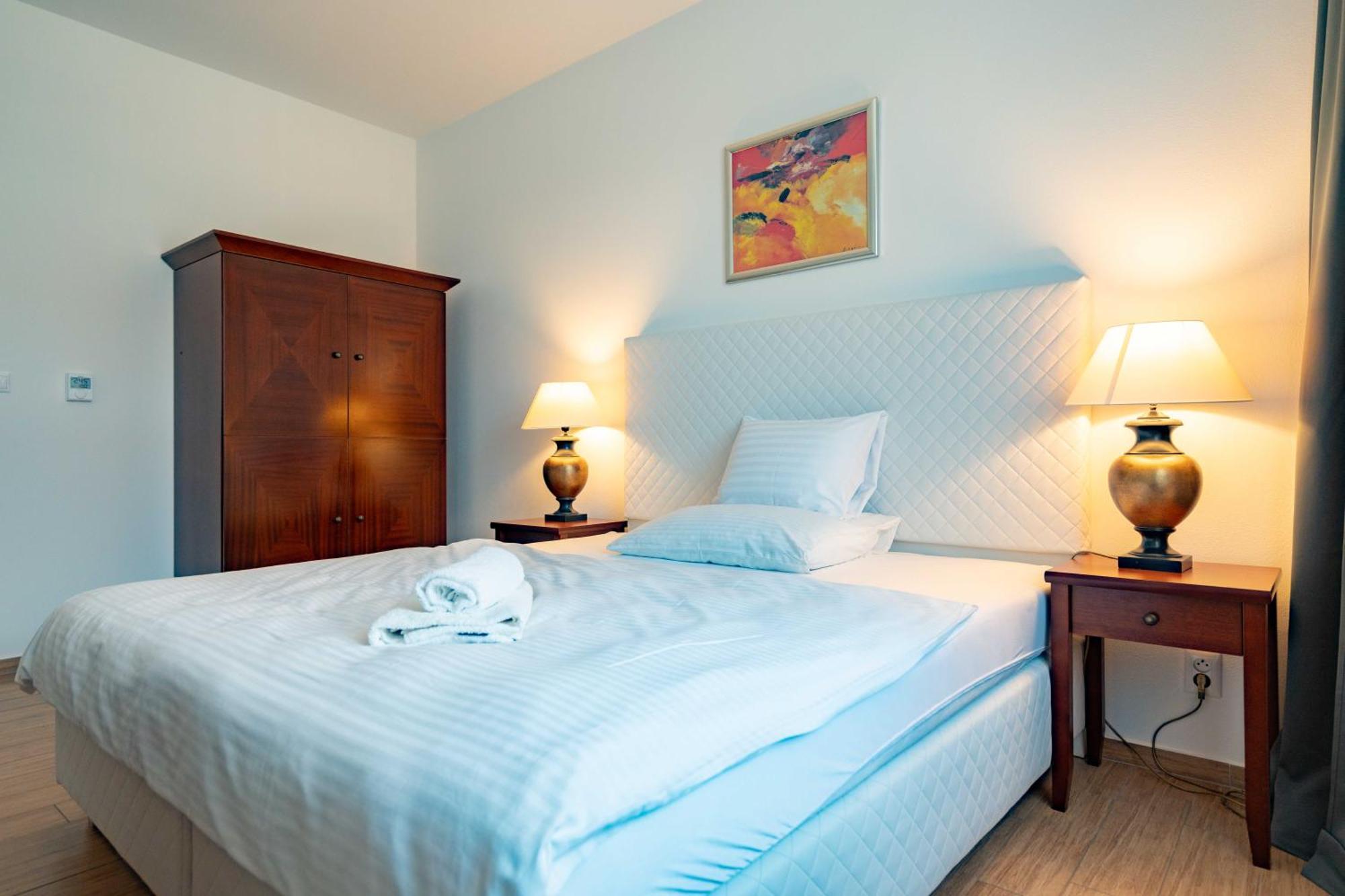 Hotel Volf Přeštice Екстериор снимка